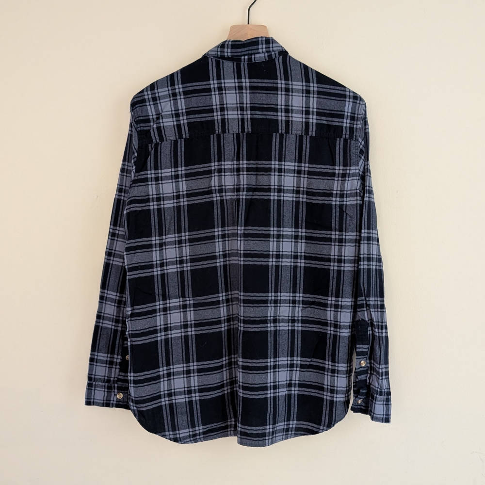 Abercrombie & Fitch Blue and Gray Plaid Flannel Button Down Boyfriend Shirt - Picture 2 of 3